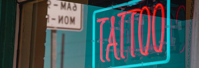 Comment choisir son mobilier pour un salon de tatouage ?